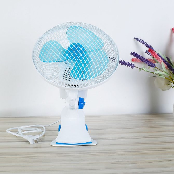 Clip On Fan 2 Speeds Quiet Clamp Fan Adjustable Tilt Auto Shaking Fan Wall Mount Personal Fan - Image 17