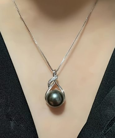 Lxalry Women's Handmade Tahitian-Black Pearl Necklace is the perfect gift for women for birthday, anniversary, Christmas gifts Wife--gift for wife Wedding birthday, anniversary jewelry-mom, girlfriend