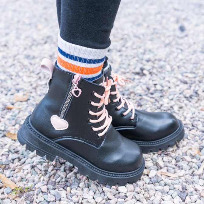 A cute pair of padded girls' boots, lightweight, non-slip, with a side zipper for easy on and off, warm and cozy - Image 32