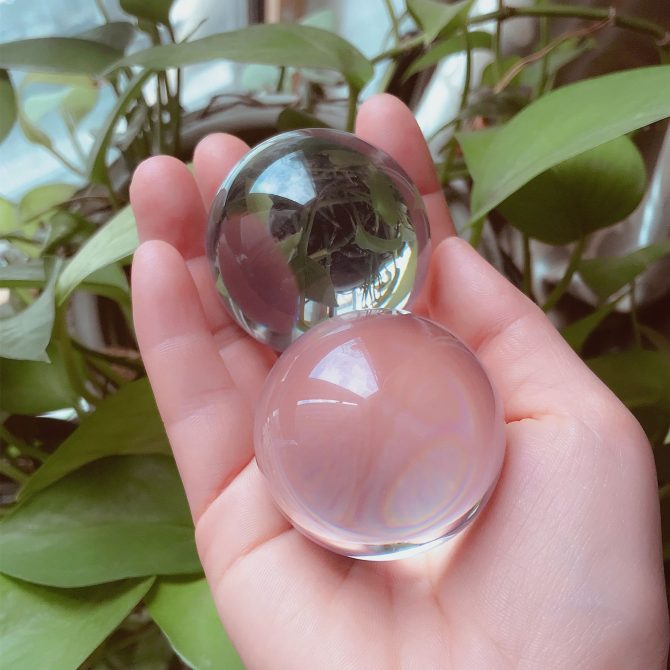 DSJUGGLING Small Size of Clear Acrylic Contact Juggling Ball for Beginners, Kids & Mini Transparent Practice Juggling Ball for Small Hands - Image 3