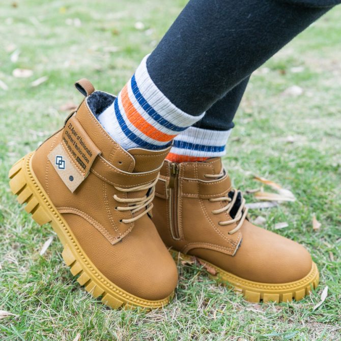 1 Pair Kids Mid-Calf Boots -Street Fashion Style, Faux Leather Upper, Fleece-Lined Warm, Non-Slip Rubber Sole, Zipper Closure, Round Toe, for Boys & Girls, Ages 14 and Under, Outdoor Activities - Image 31