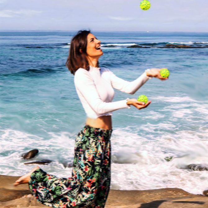 DSJUGGLING Washable Juggling Ball for Beginners, 60mm 100g Each 3in1 Multi-Function Balls Set of 3 | Water Skimming Balls Bounce On Water - Pool Ball & Beach Toys | Soft Bouncy Grip Training Ball Kit - Image 11