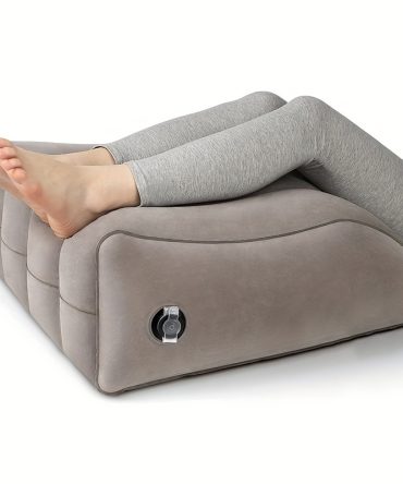 Xemussa An inflatable leg lift pillow, a portable wedge pillow with a storage bag, a multifunctional leg lift pillow that helps promote blood circulation, treat leg injuries, and provide leg rest
