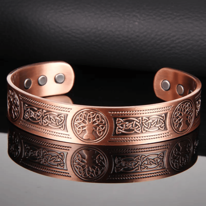 Copper Bracelets for Men, 12X Strength Wide Pure Copper Magnetic Bracelet for Men with Neodymium Magnets, Adjustable Cuff Bangle with Giftable Box