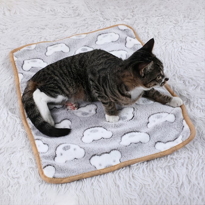 Warming Pet Pad Cartoon Paw Print Cat Warm Bed Plush Sleeping Pad For Small Puppy Dogs Kitten - Image 14