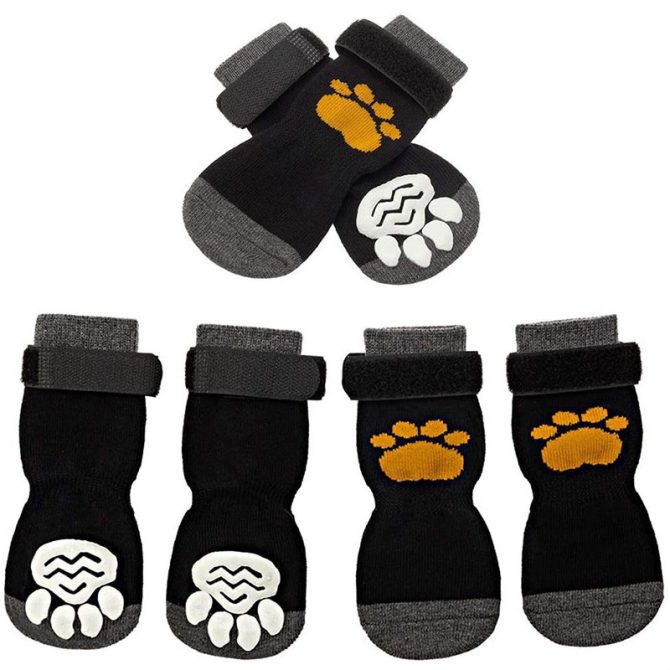 Chrismas Anti-Slip Dog Socks; Waterproof Paw Protectors with Reflective Straps Traction Control for Indoor & Outdoor Wear; 4pcs - Image 2