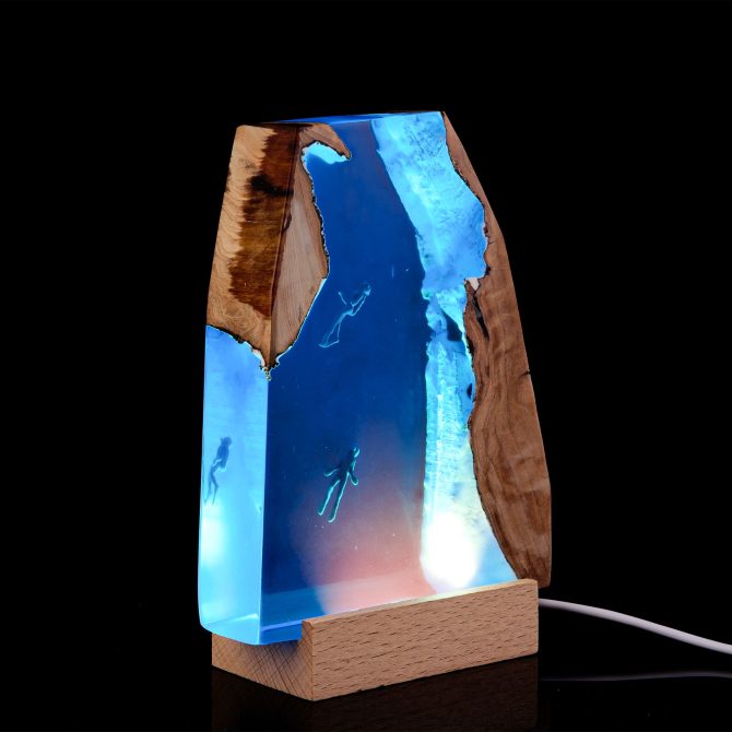 Resin Ocean Lamp,Shark and Diver resin wood lamp, Ambient Night Light, Holiday Christmas Gifts - Image 9