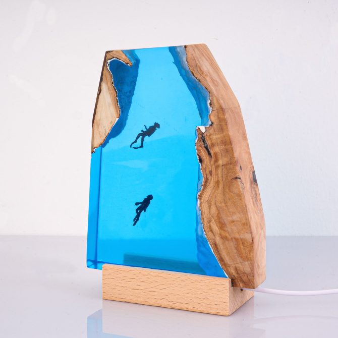 Resin Ocean Lamp,Shark and Diver resin wood lamp, Ambient Night Light, Holiday Christmas Gifts - Image 6