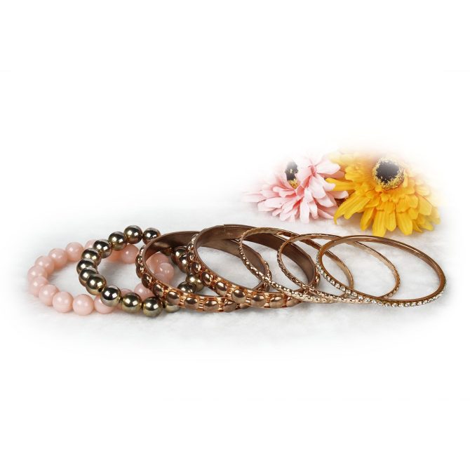7-Piece Retro Burnished Gold Inlaid Rhinestones Bangle Bracelet Set - Image 4