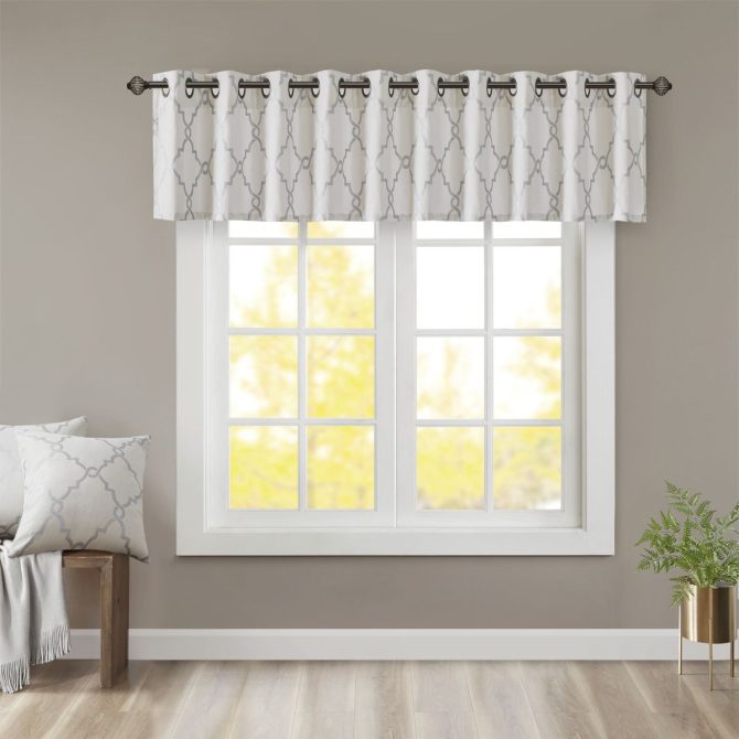 Fretwork Print Grommet Top Window Valance Ivory/Grey 50x18" - Image 3