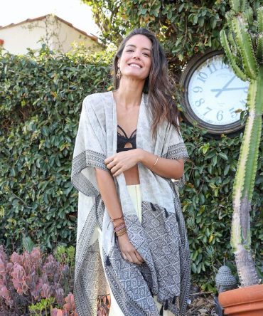 Tropical Leaves Draped Sleeve Kimono