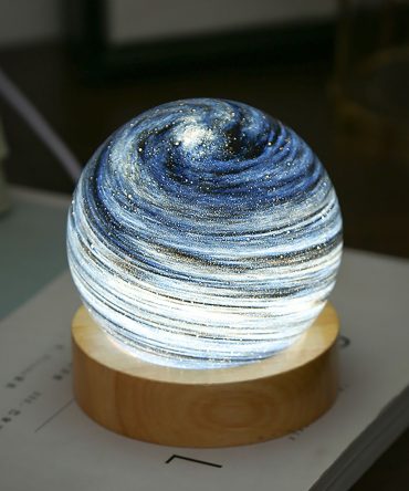 USB Fantasy Rainbow Planet Light Astronomical Ornaments Desktop Decorative Lights Art Crafts Wooden Case Gifts for Wedding Party