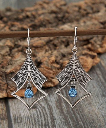 Vintage Geometric Rhombus Hollow Design Earrings Inlaid Oval Shape Faux Gemstone Ear Accessories