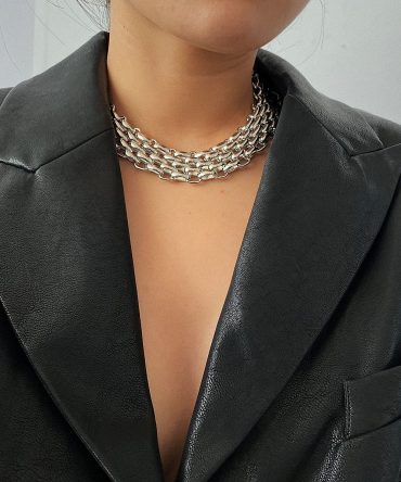 Unleash Your Inner Punk with our Exaggerated Hollow Thick Chain Vintage Necklace - Fine Jewelry for Women