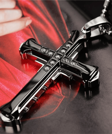 Fashionable Men Jesus Cross Zircon Necklace Gold Plated Cross Pendant Hip Hop Necklaces for Men Jewelry Party Anniversary Gift