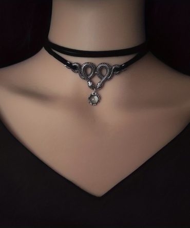 Add a Retro Twist to Your Style with Double Heart Pendant Snake Glass Bead Necklace - Women's Punk Style