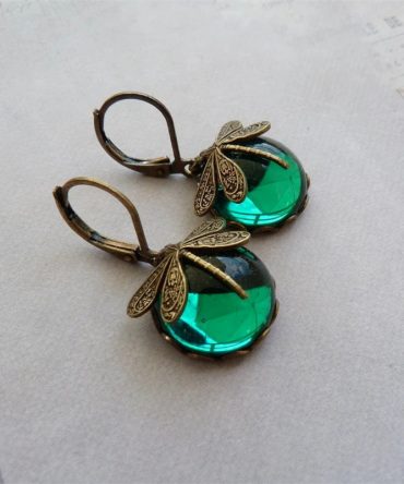 Fashion Jewelry Women's Earrings Hanging Vintage Dragonfly Pendant Earring Boho Chakra Blue Moonstone Drop Earrings For Women Wedding Charm Ethnic Jewellery