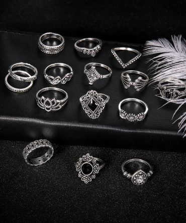 Black Gem Joint Set Ring