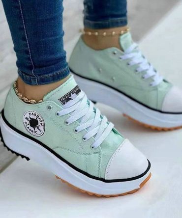 Classic White Canvas Shoes Women Sneakers Solid Lace-Up Casual Platform Shoes for Women Zapatos De Mujer Chaussure Femme