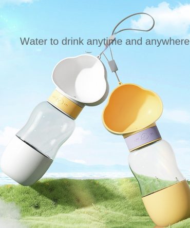 Dog out water bottle dog kettle portable accompanying water bottle dog walking water bottle pet drinking water feeding water dispenser supplies