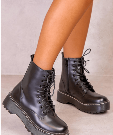 Where's That From Womens Brynn Lace Up Mid Ankle Boots