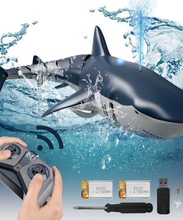 Remote Control Shark [2022 New Version] 1:18 High Simulation Scale Fish With Light & Spray Water For Lake Bathroom Pool Toys For Kids Ages 4 5 7 8 Boys Halloween Christmas Birthday Gift RC Boat