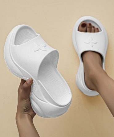 Summer new comfortable flat platform women's slippers platform platform sandals outdoor flip-flops