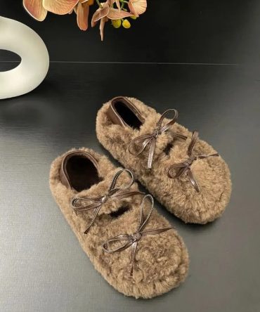 Autumn and winter women's light mouth fur and velvet bean shoes Fashion comfortable warm loafers casual women's shoes