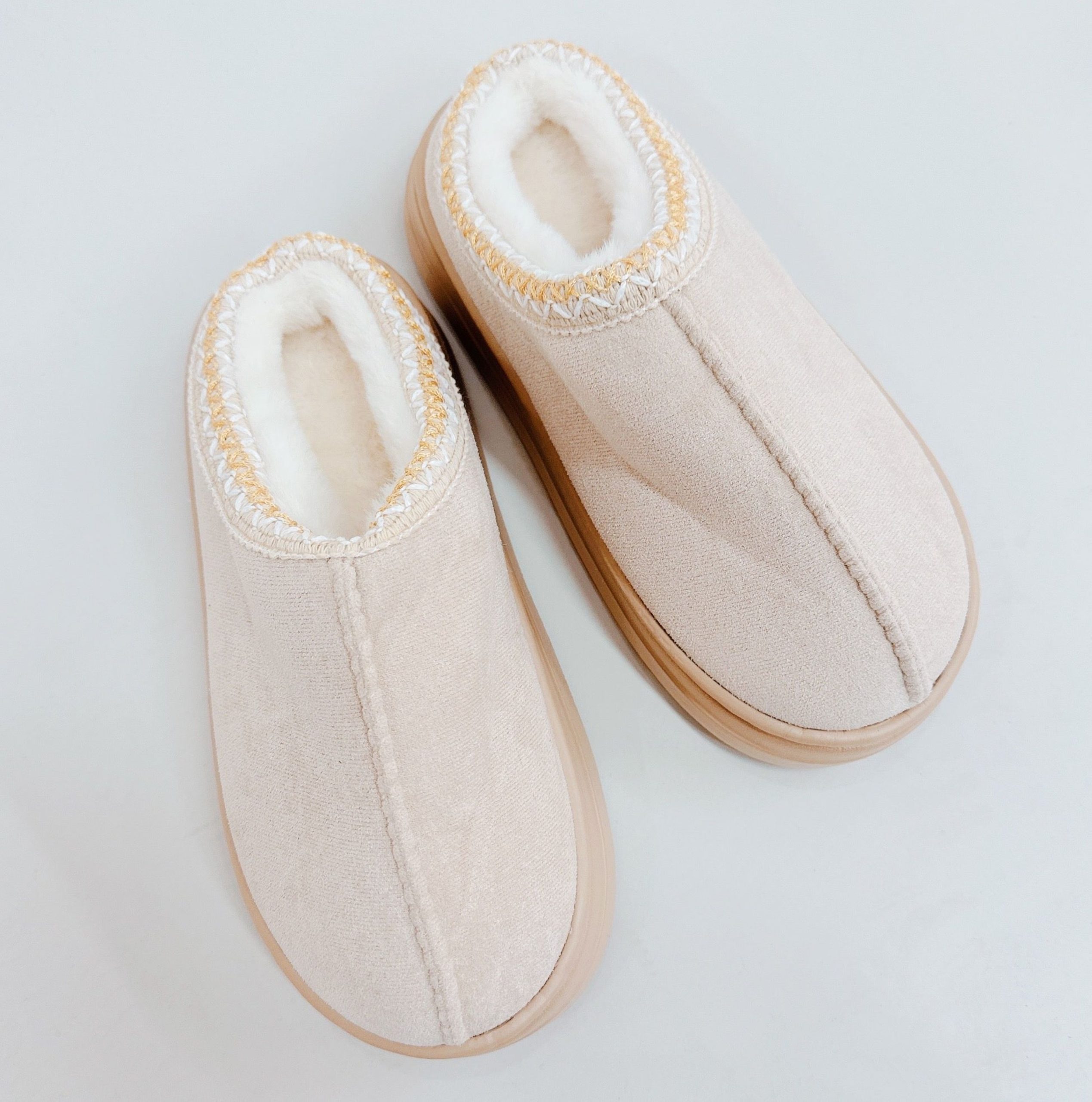 Cozy Cloud Slippers – Soft Lined Winter Comfort - Image 7