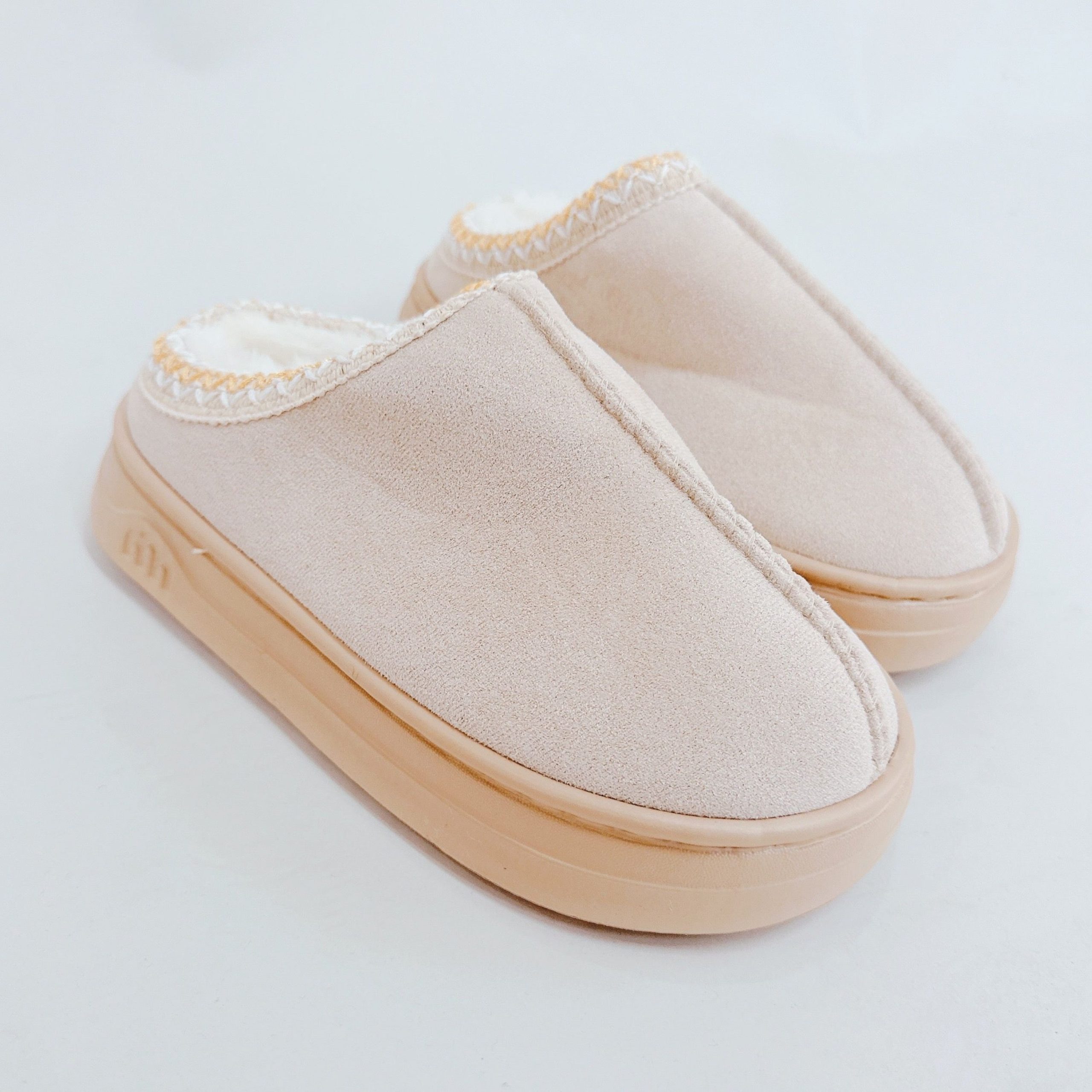 Cozy Cloud Slippers – Soft Lined Winter Comfort - Image 8