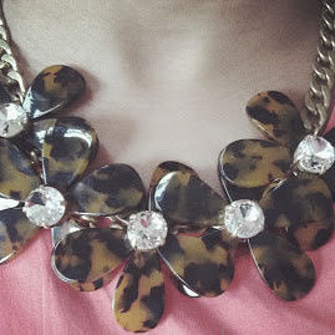 Flowers in Bloom - Our Tortoise Shell color Necklace - Get the matching Bracelet too - Image 3