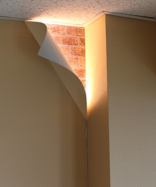 18"H Big Reveal LED Corner Light White Curved Metal - Image 2