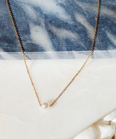 Dainty Single Pearl Necklace