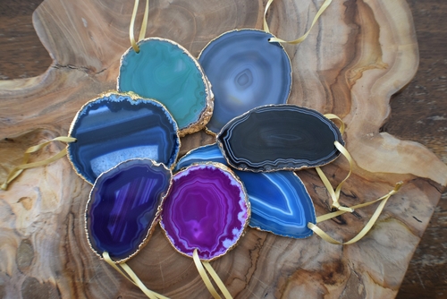 Agate Ornament with Gold Electroplating - Image 2
