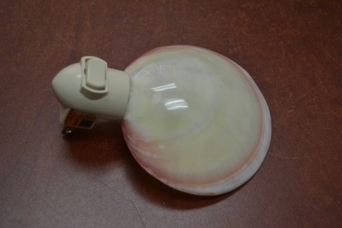 Pink Mother of Pearl Seashell Shell Nightlight - Image 2