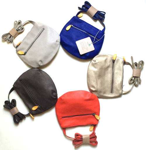 Willoughby Crossbody Bag in 5 Colors - Image 2