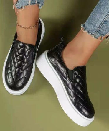 Slip-on Casual Platform Shoes Lightweight Flats Loafers Black/White