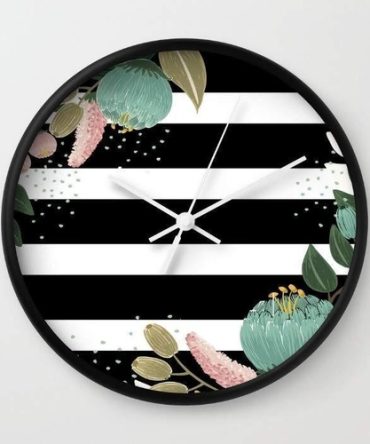 Fancy Lines Wall clock