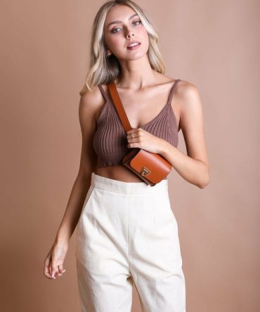 Mini Faux Leather Belt Bag – Chic with Gold Link Chain